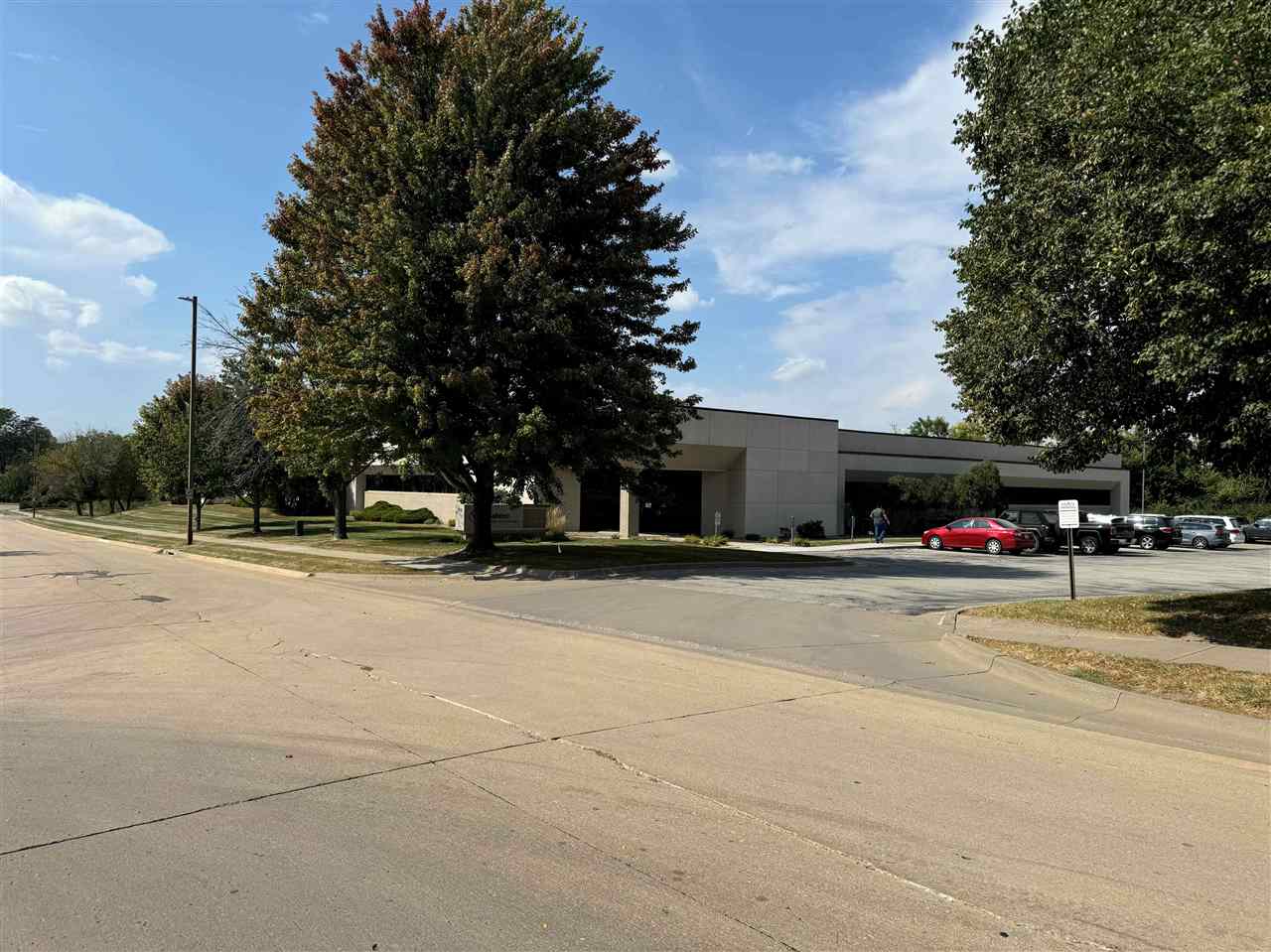 Edge Realty Group 5250 N River Blvd NE, Cedar Rapids