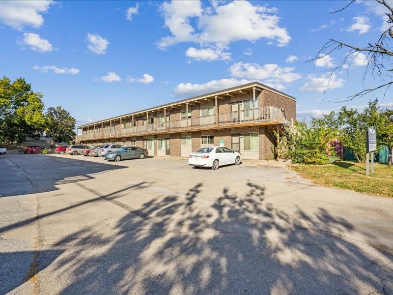 120-126 NE 32nd Street CedarRapids IA 52402