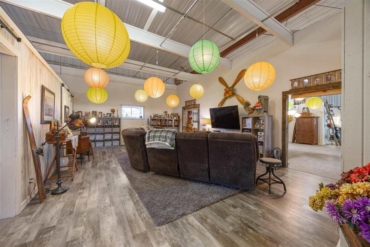 Property Photo 45
