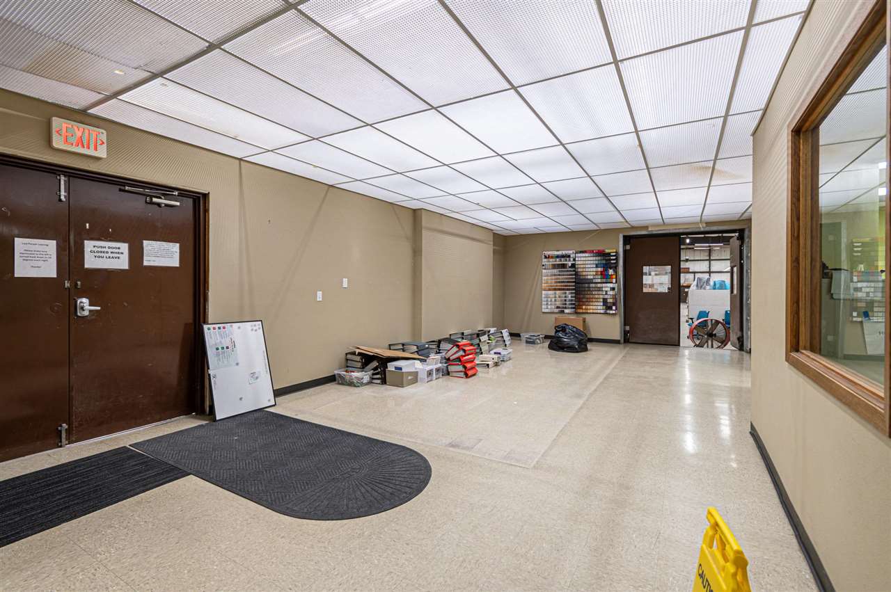 Property Photo 30