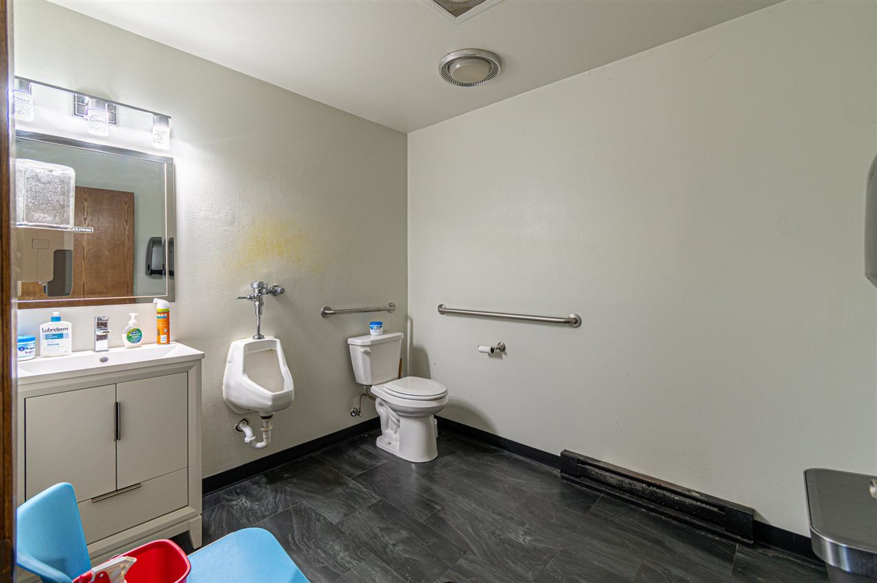Property Photo 34