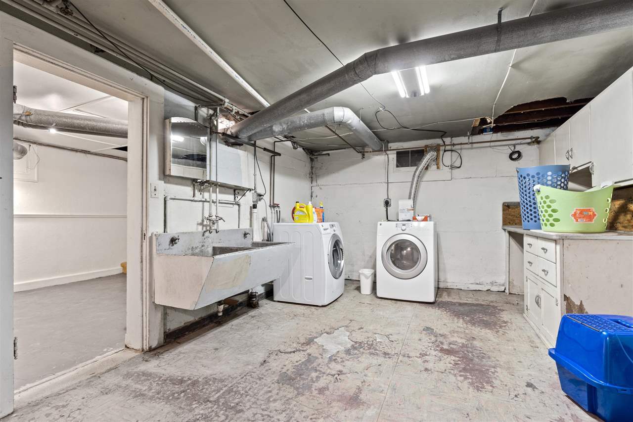 Property Photo 33