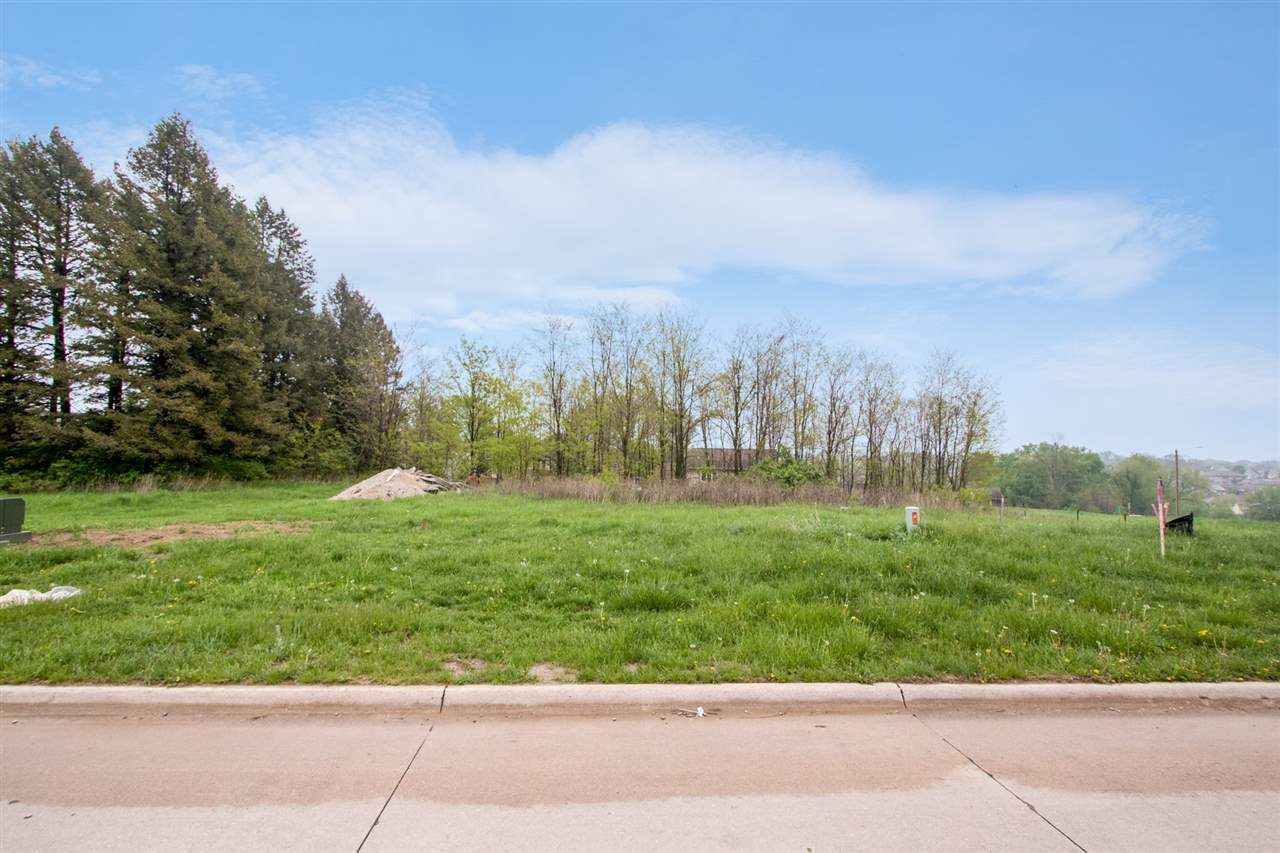 2941 Pine Hill Trce Coralville IA 52241