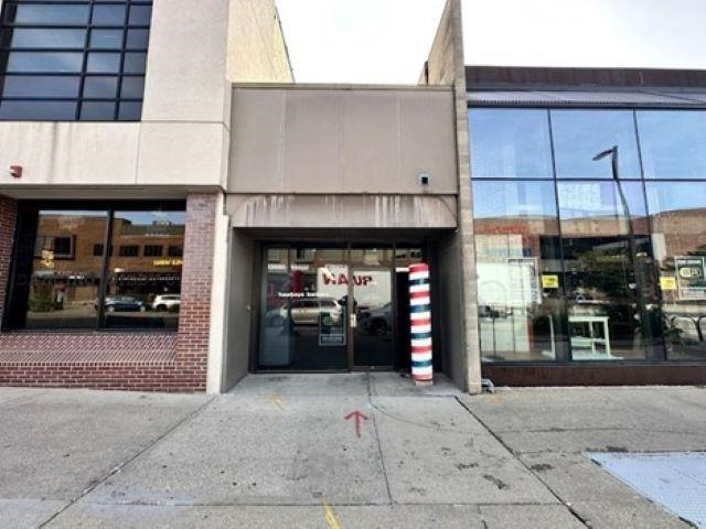 124 S Clinton St IowaCity IA 52240