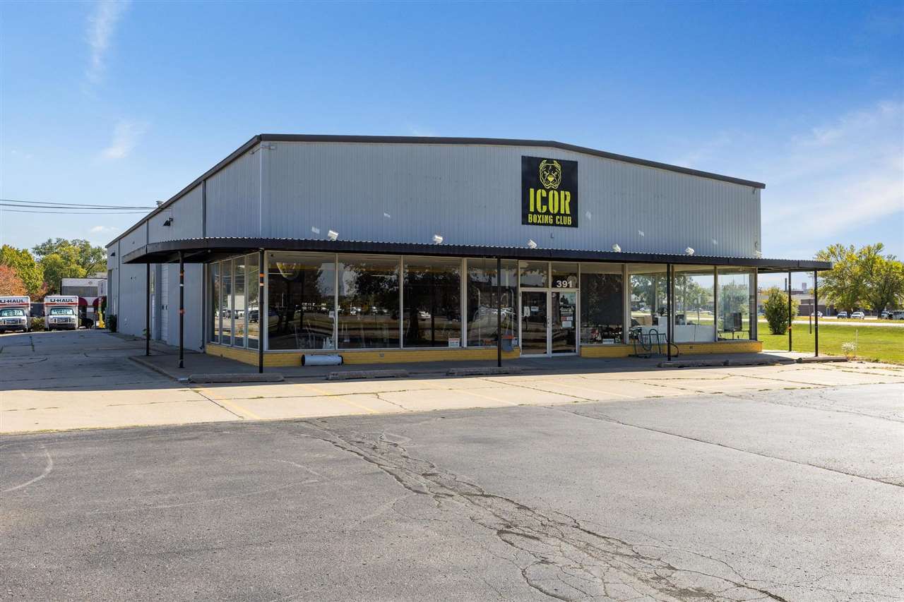 391 Highland Ave IowaCity IA 52240