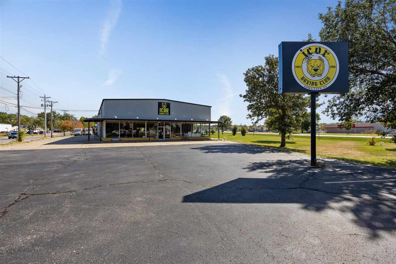 391 Highland Ave IowaCity IA 52240
