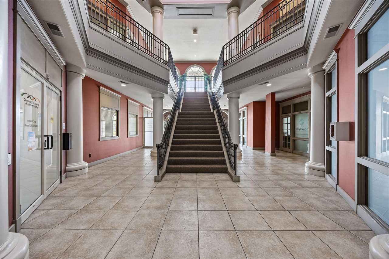 501 12th Ave #203 Coralville IA 52241