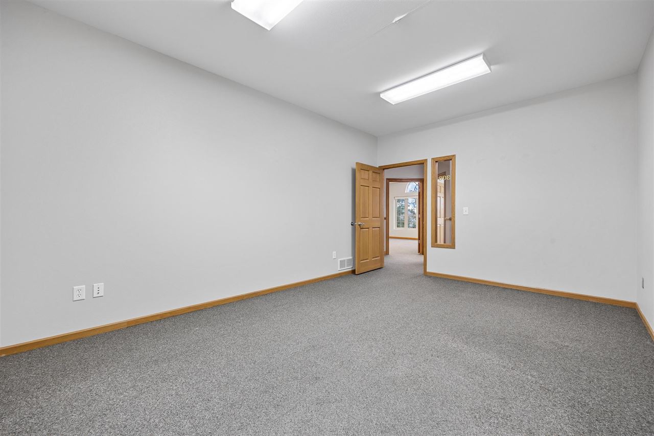 2461 10th St Ste #306 Coralville IA 52241