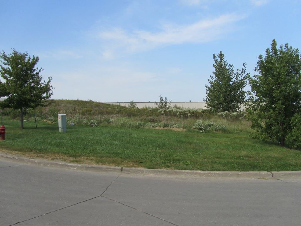 2659 Independence RD IowaCity IA 52240