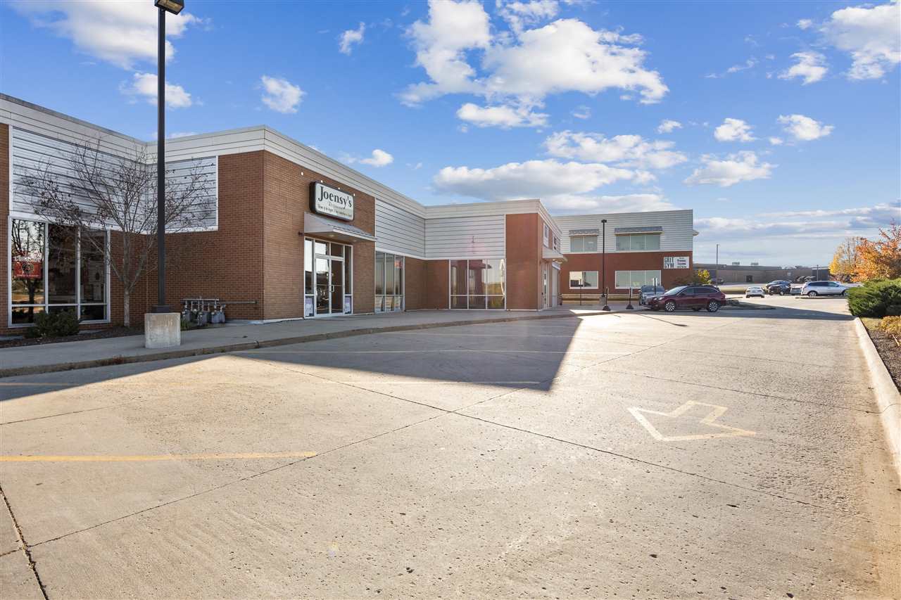 2563 N Dodge St IowaCity IA 52245