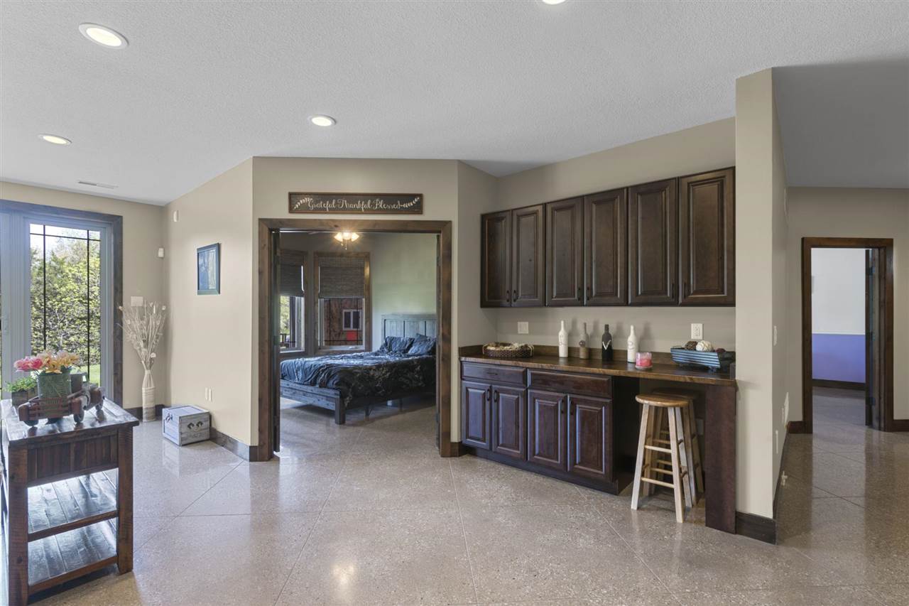 Property Photo 44