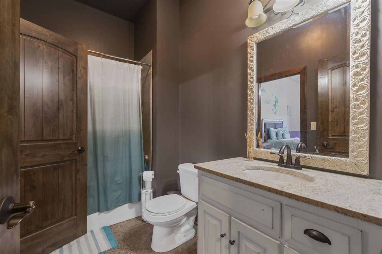 Property Photo 50