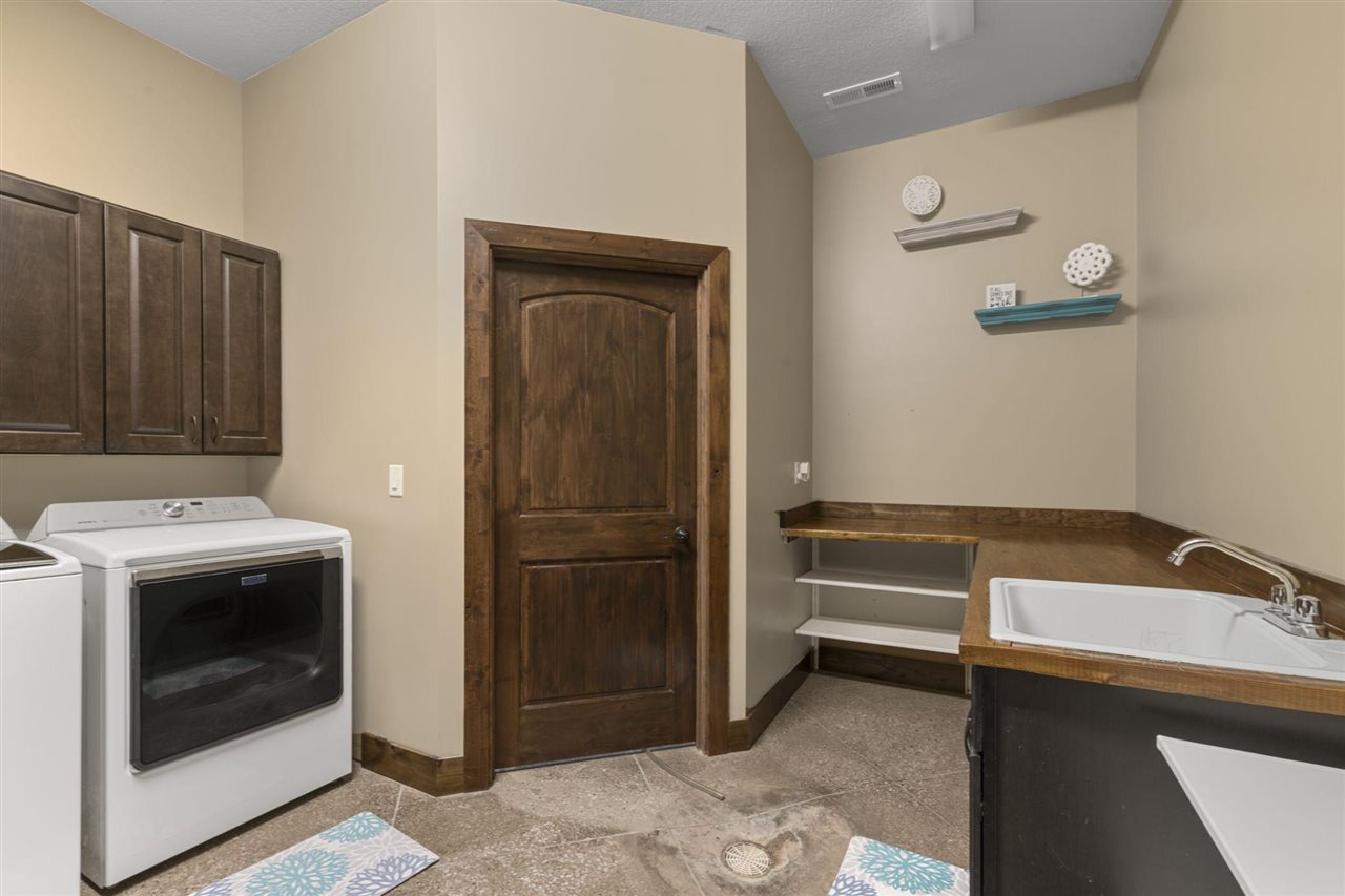 Property Photo 51