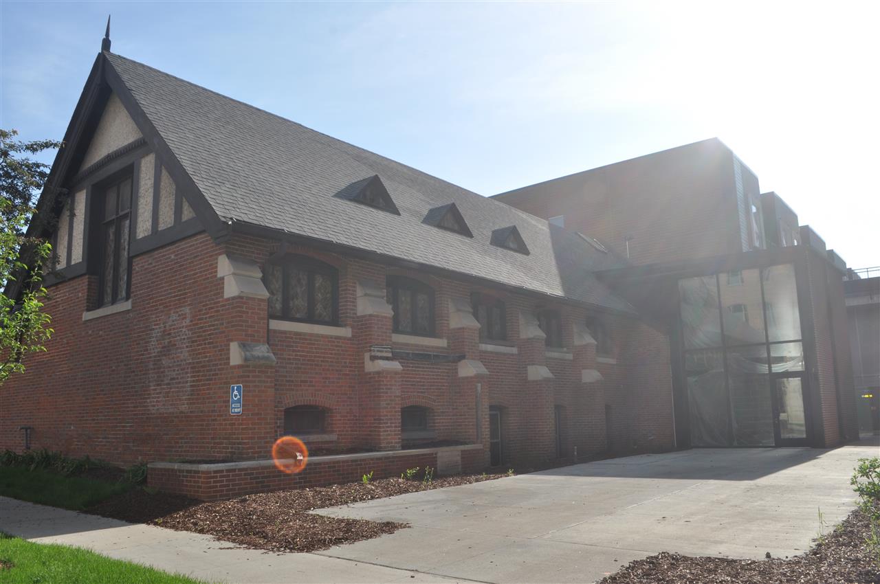 10 S Gilbert St. IowaCity IA 52240