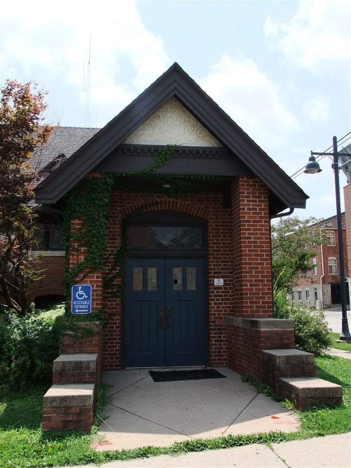 10 S Gilbert St. IowaCity IA 52240