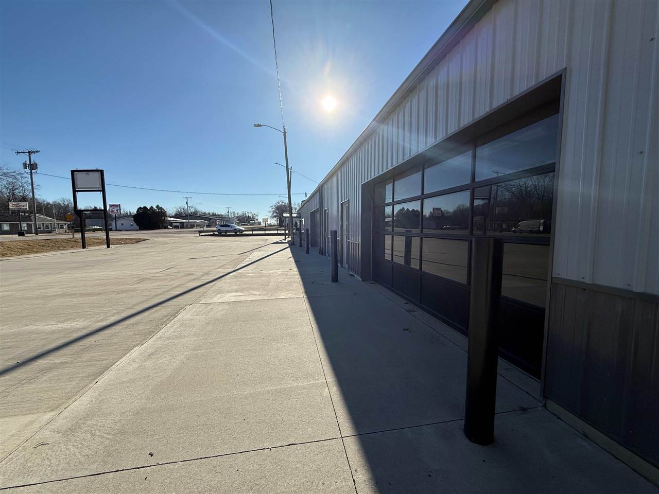 209 Franklin St CenterPoint IA 52213