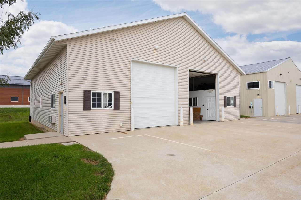 1190 Capital Dr SW #B CedarRapids IA 52404