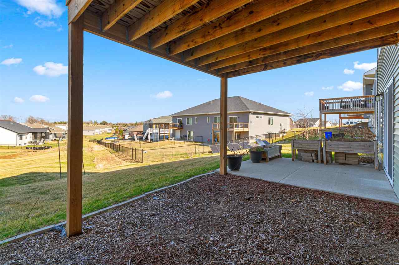 Property Photo 35