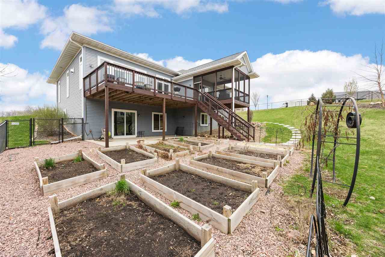 Property Photo 37