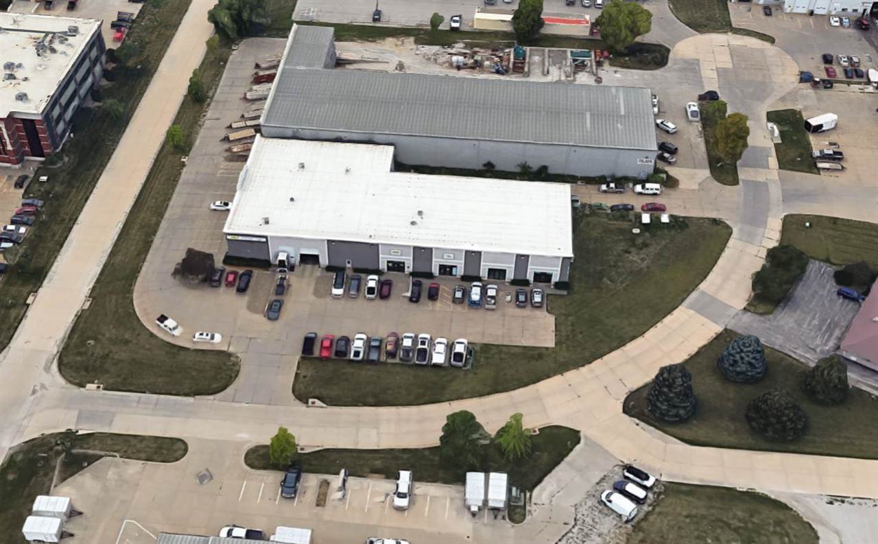 4172 Alyssa Court #B&C IowaCity IA 52440
