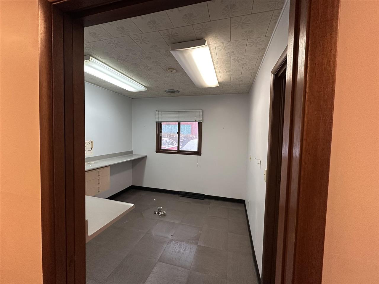 15 N Van Buren IowaCity IA 52245
