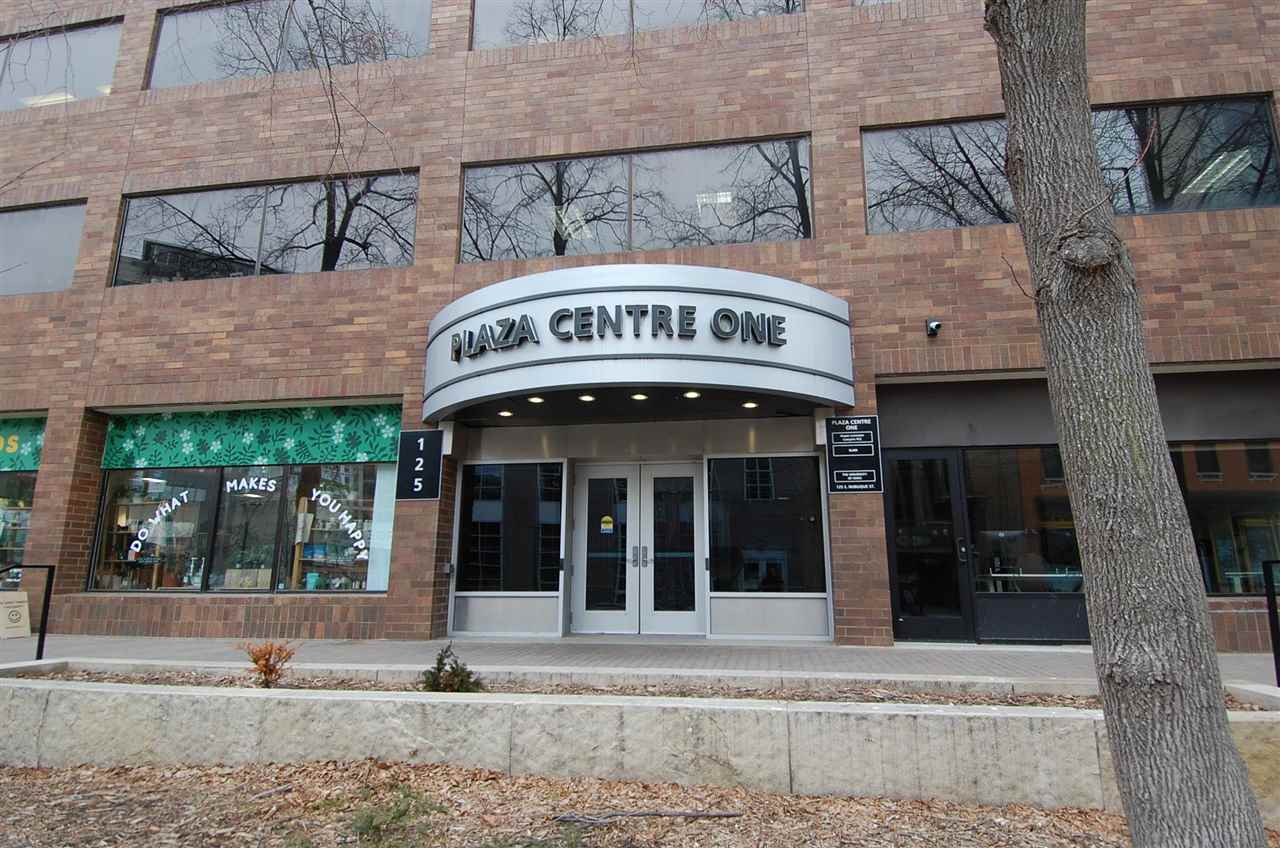 125 S Dubuque St #A IowaCity IA 52240