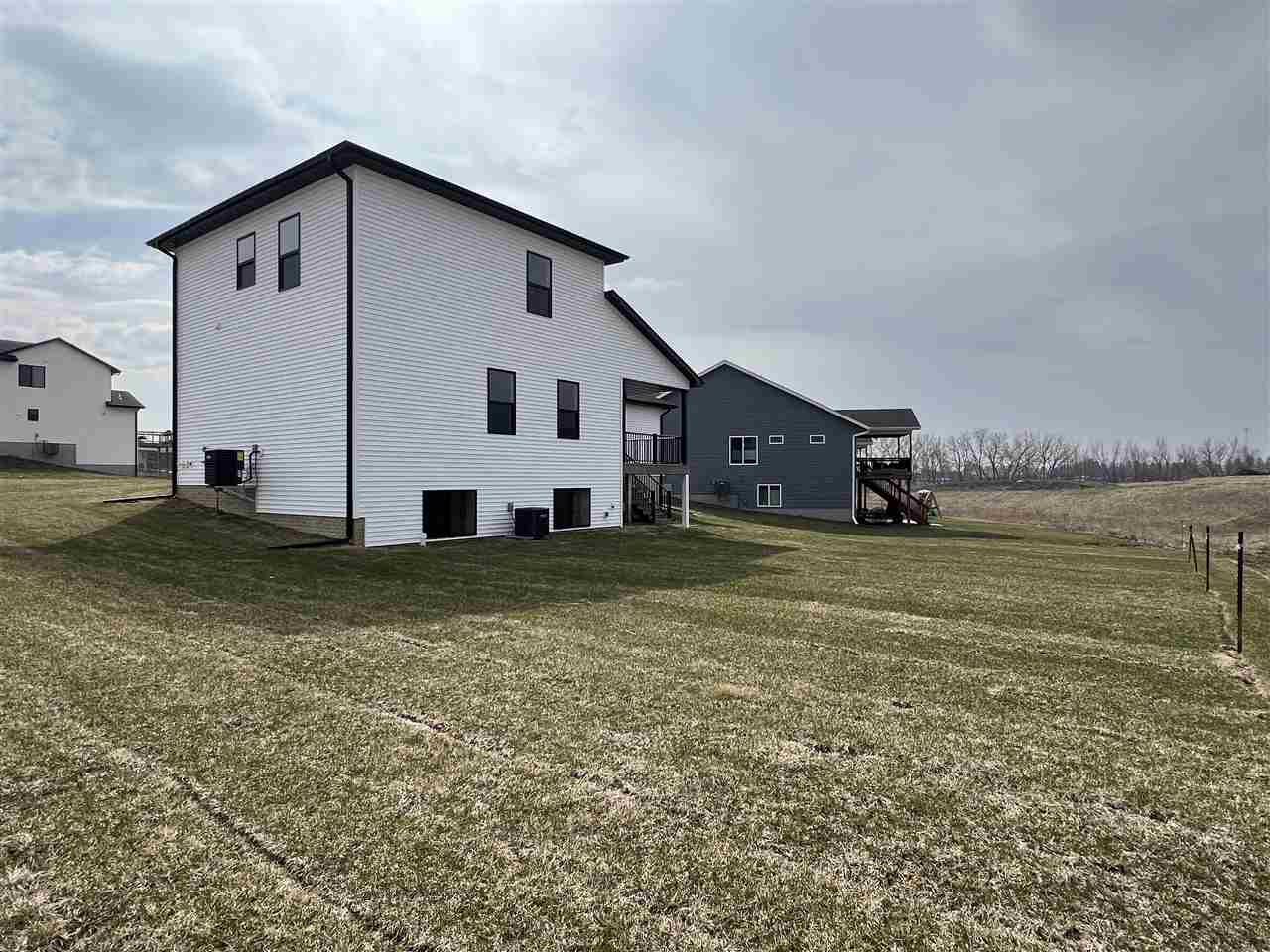 Property Photo 38