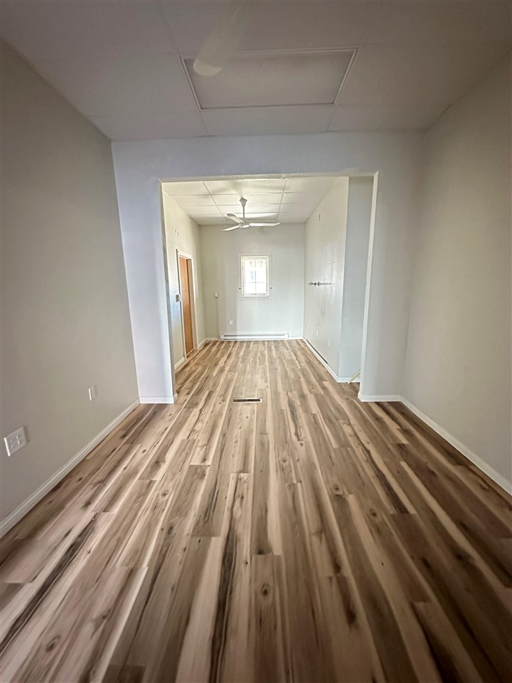 413 E Main St CentralCityName IA 52214