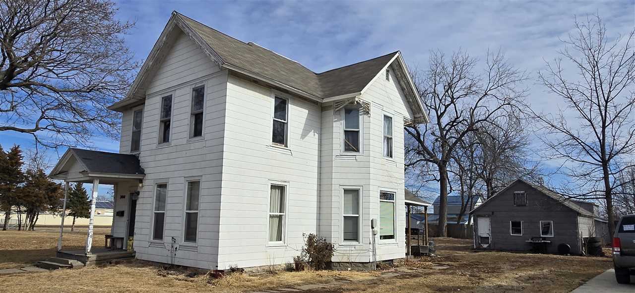 Property Photo 3
