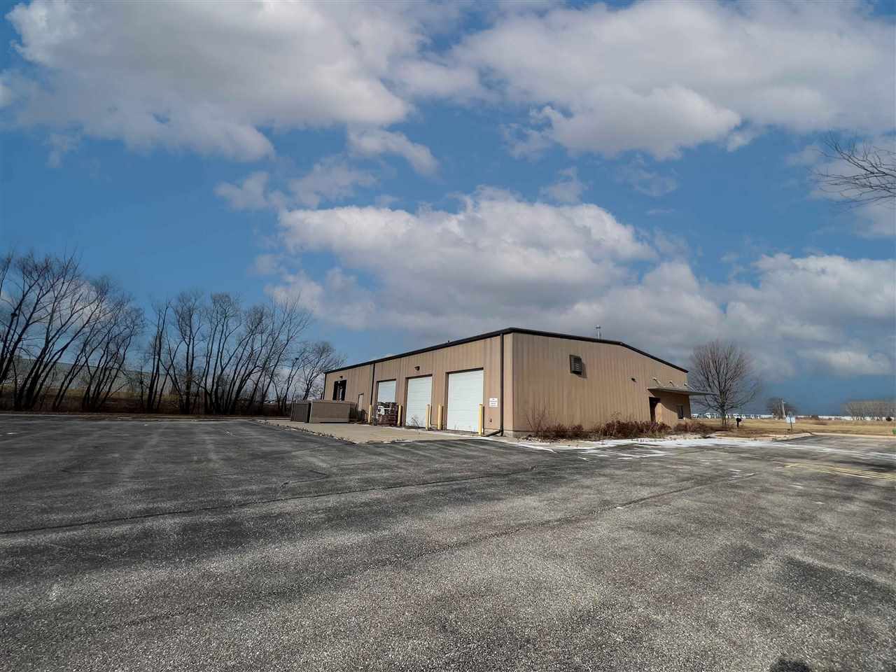 422 Performance Dr CedarFalls IA 50613