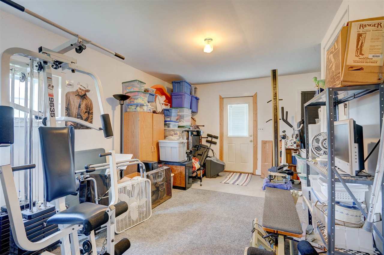 Property Photo 32