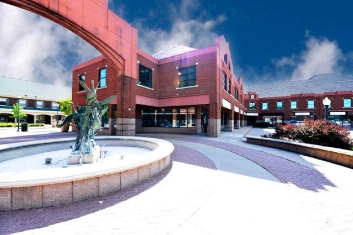 1100 5th St #Unit 1 Coralville IA 52241