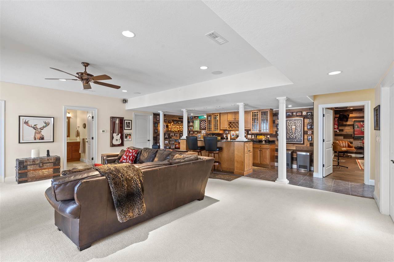 Property Photo 58