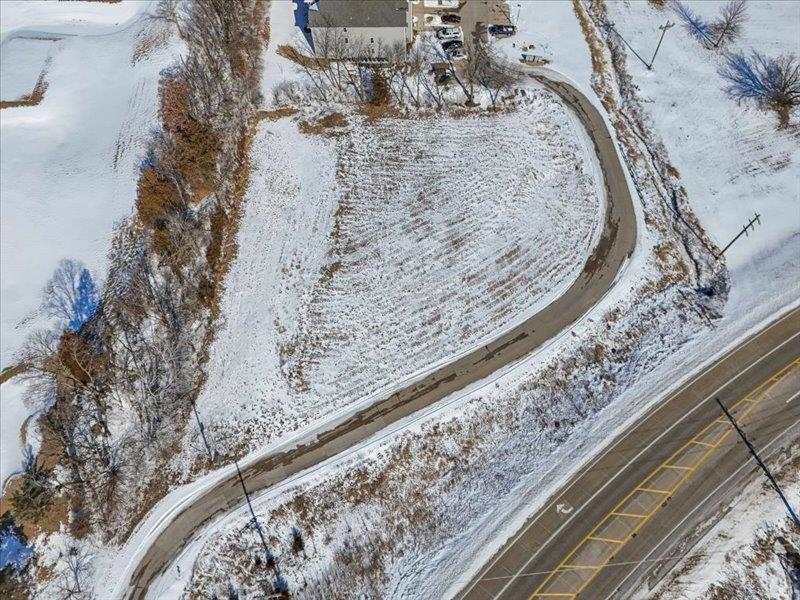 1090 Walnut Ave. Riverside IA 52327
