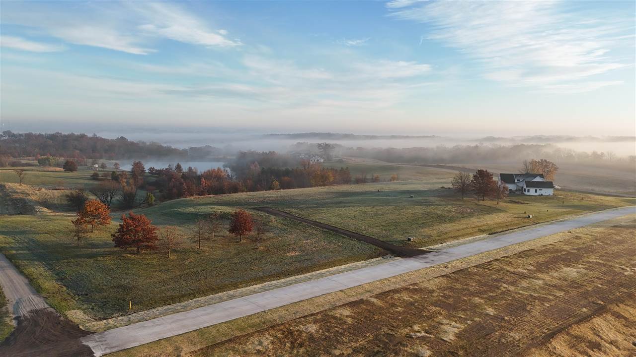 Lot 14 Vista Dr Kalona IA 52247
