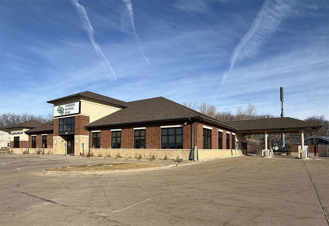640 Highway 1 W IowaCity IA 52246