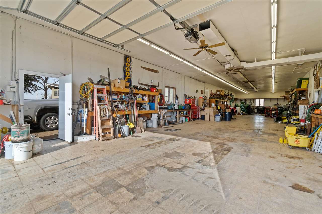 Property Photo 43