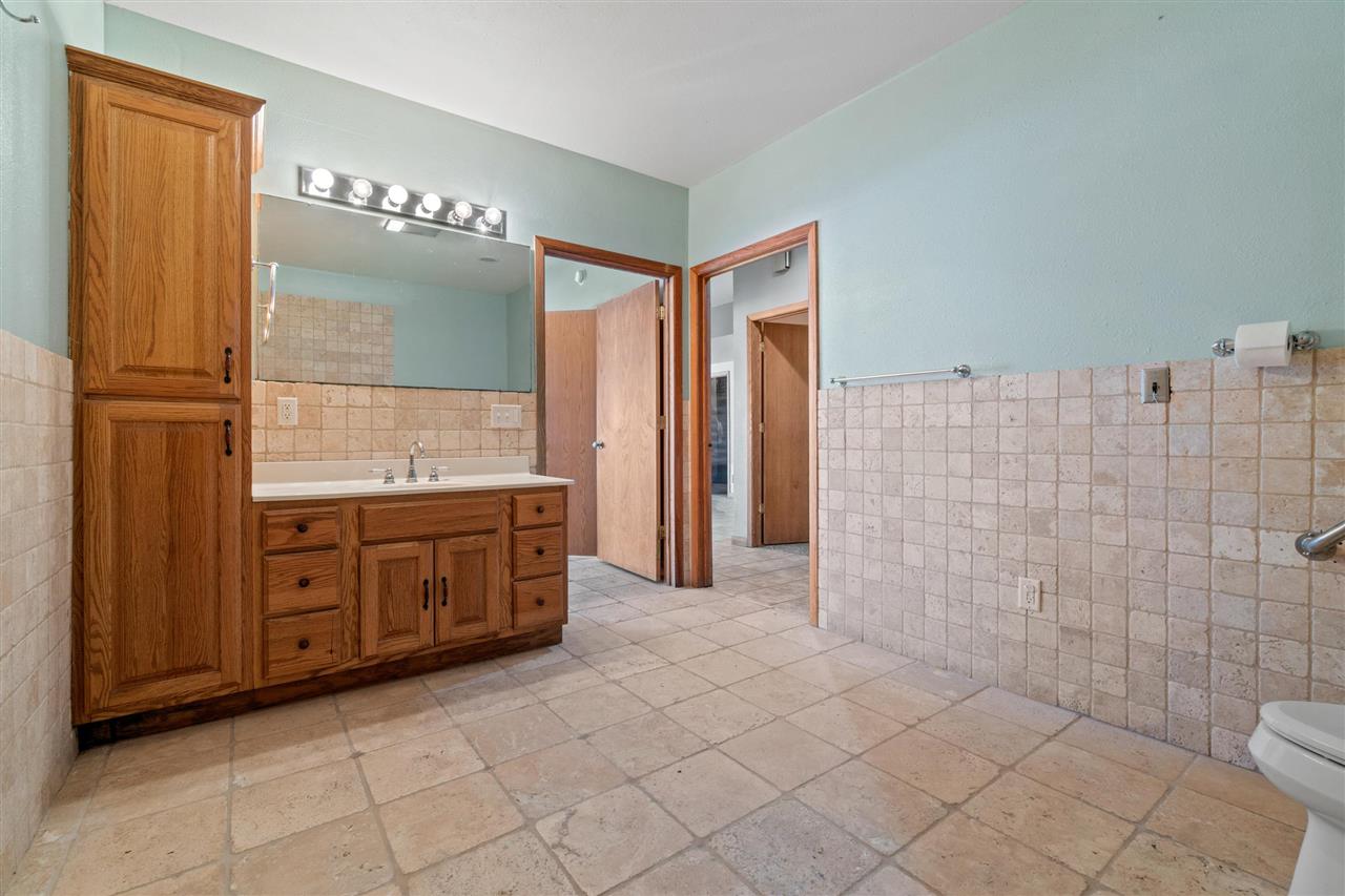 Property Photo 50
