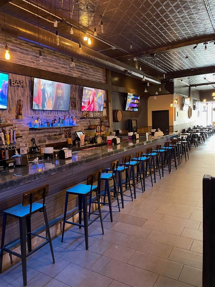 119 E Washington St #1st Floor Full Service Restaurant IowaCity IA 52240