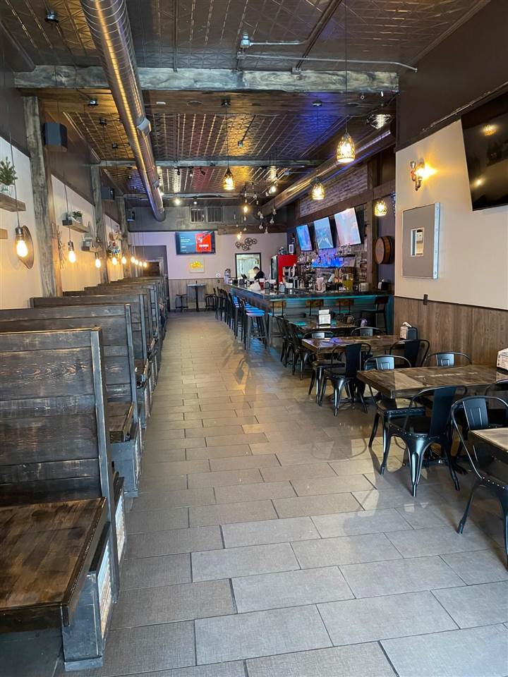119 E Washington St #1st Floor Full Service Restaurant IowaCity IA 52240