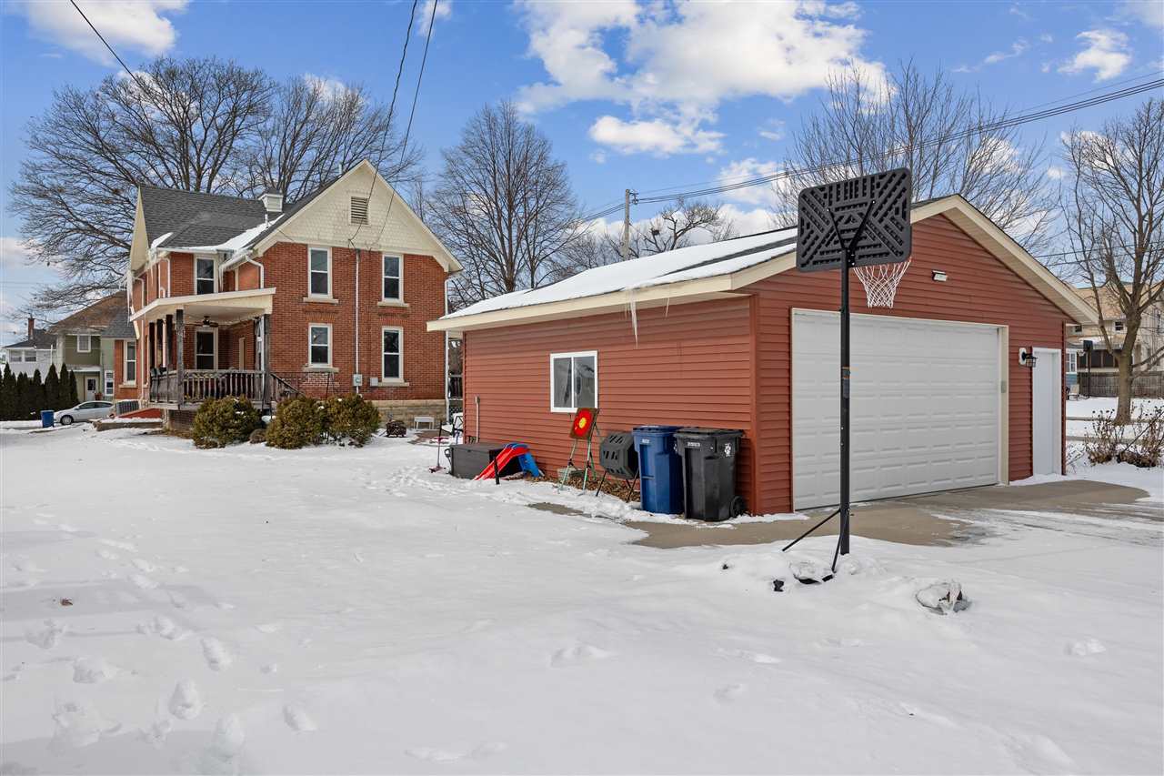 Property Photo 35