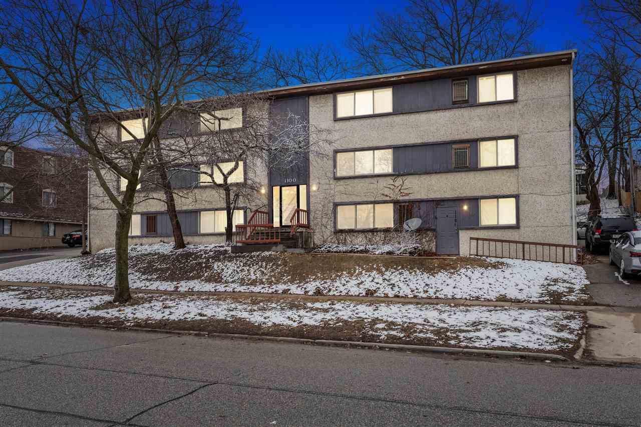 1100 Oakcrest St #A-M IowaCity IA 52246