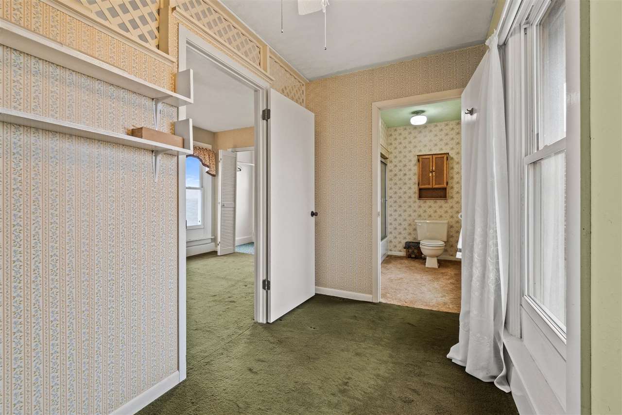 Property Photo 31