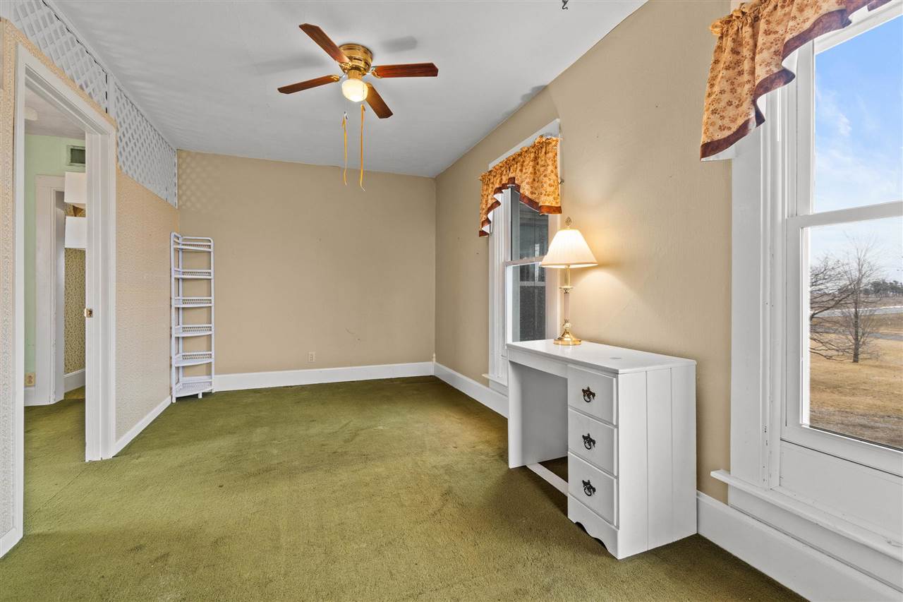 Property Photo 33