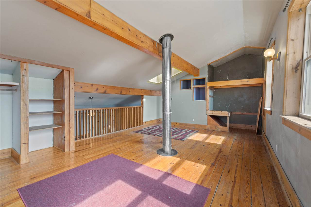 Property Photo 26