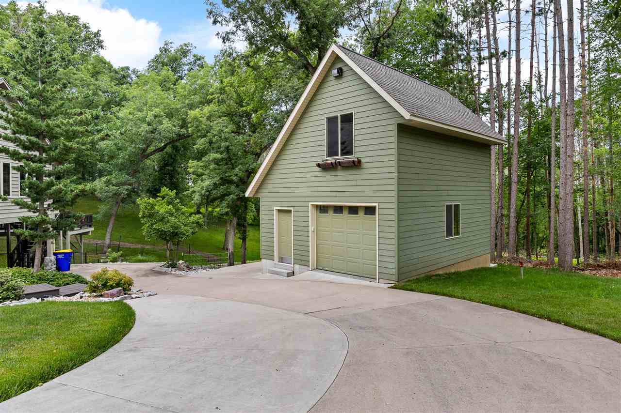 Property Photo 40