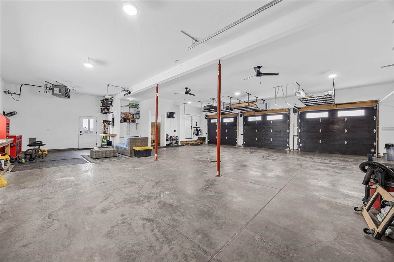 Property Photo 61