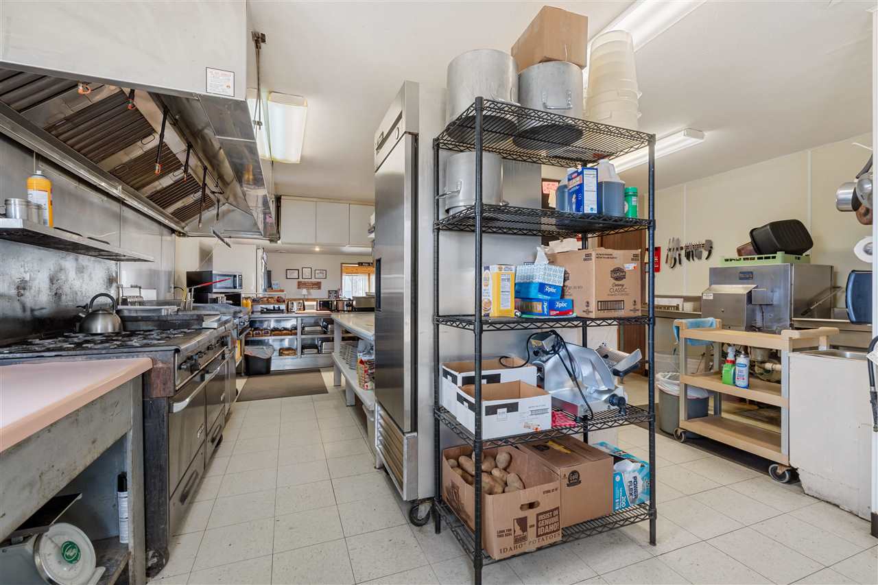 28534 Highway 18 Mcgregor IA 52157