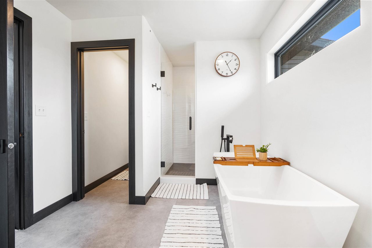 Property Photo 50