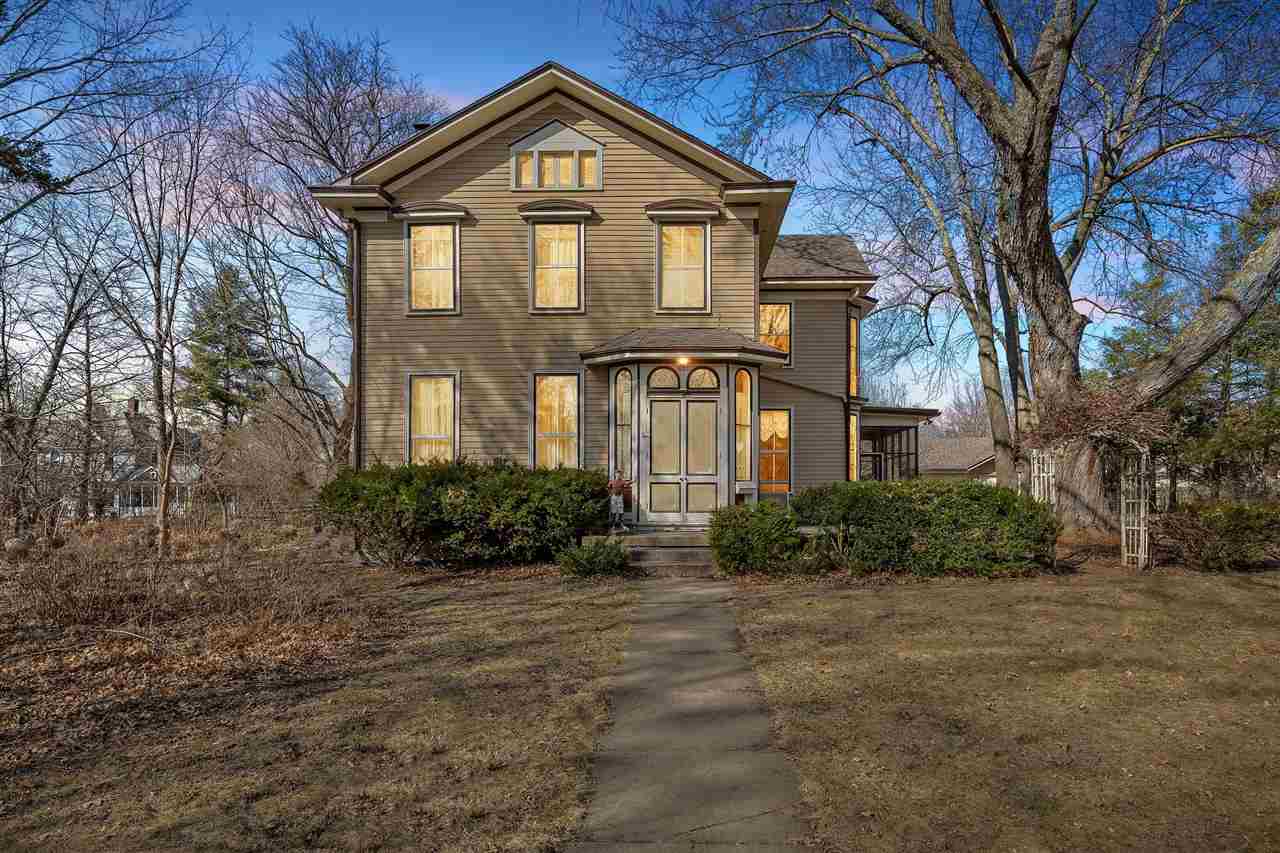 Property Photo 1